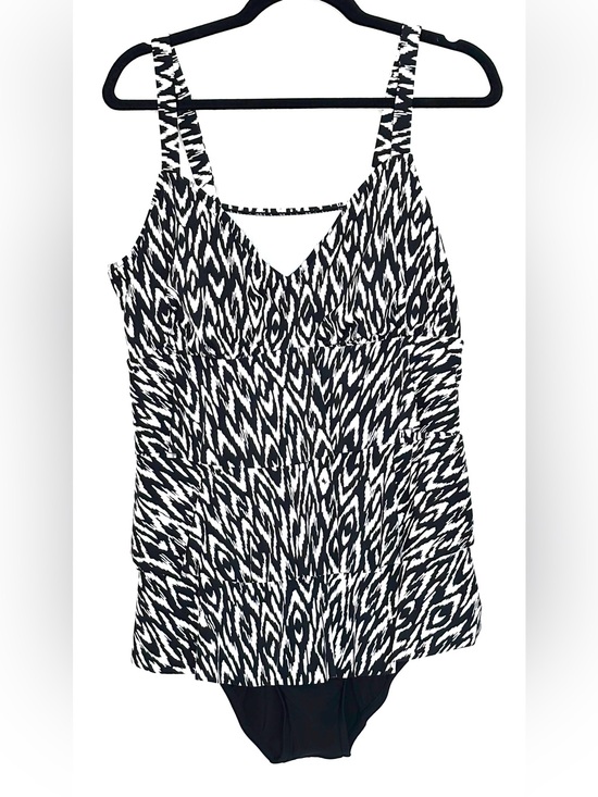 Swim Solutions Other - Swim Solutions Mod Eclectic Tiered Fauxkini One-Piece Swimsuit Size 18W